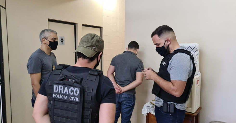 PC prende falso médico, depois que o CRM-AP o inscreveu por determinação judicial